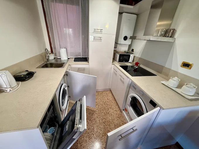 Casa vacanza sul canale con vista gondole a Venezia Centro